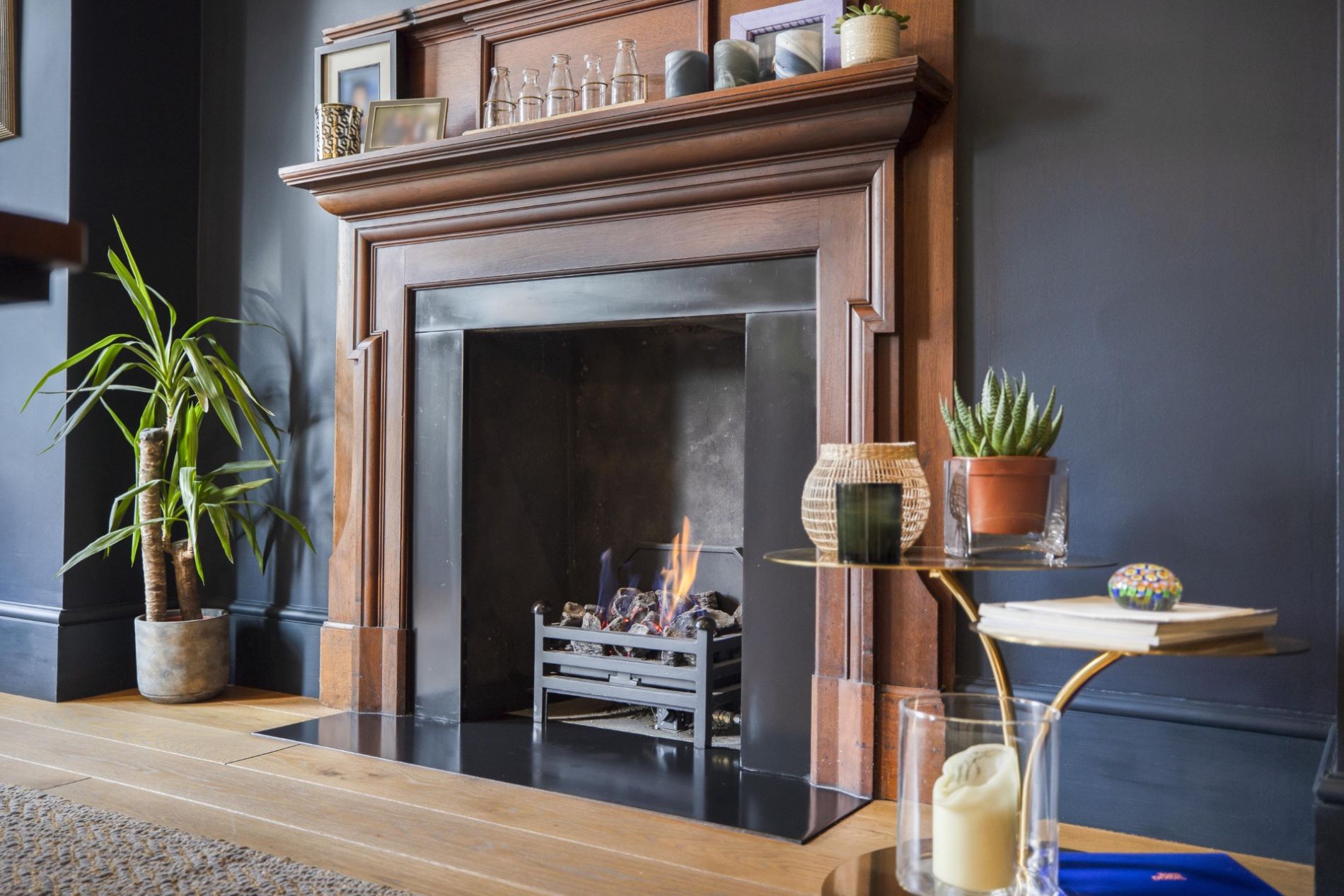 Pretty dining room fireplace